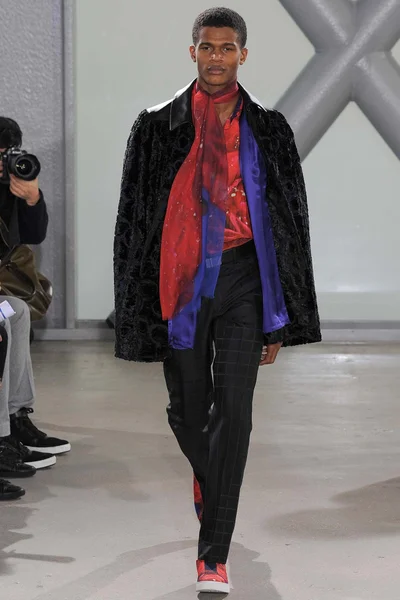Look 26